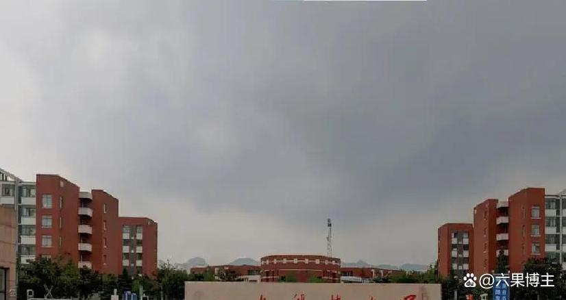 山东科技大学vs青岛科技大学:同在青岛,到底怎么选?