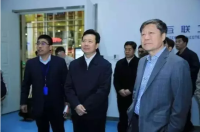 力推智能制造 李群一个月三进车间