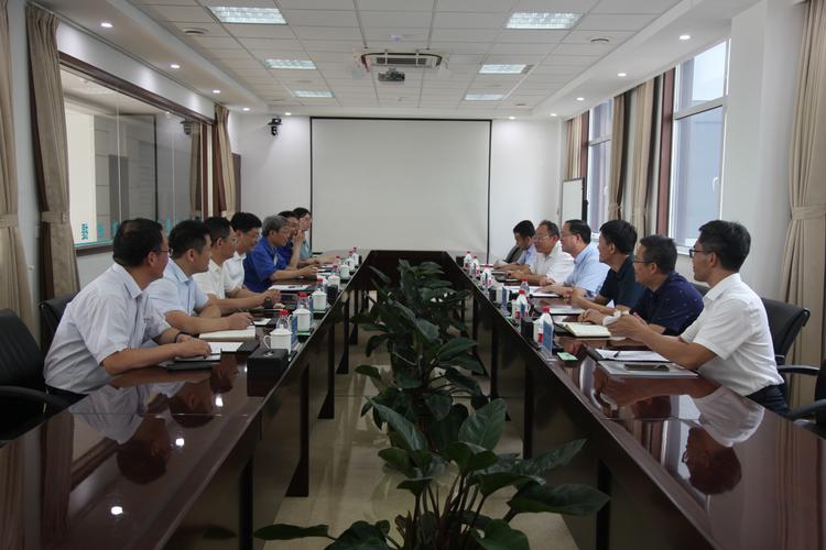 副校长罗细亮赴豪迈科技访企拓岗